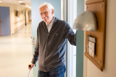 Stadig færre sykehjemsplasser. Eldreombudet er bekymret.