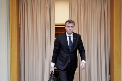 Borten Moe svarer på kabelkritikken: – Prøver ikke å fraskrive meg ansvar