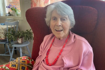 102 år gamle Jorunn i Grane er for frisk for å komme på sykehjem