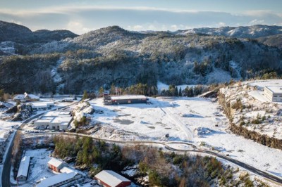 Lensmann drev storstilt med eiendom i egen by – bak politimesterens rygg