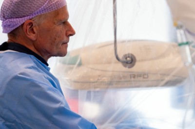 Ut mot «usynlige» køer: - Han bløffer